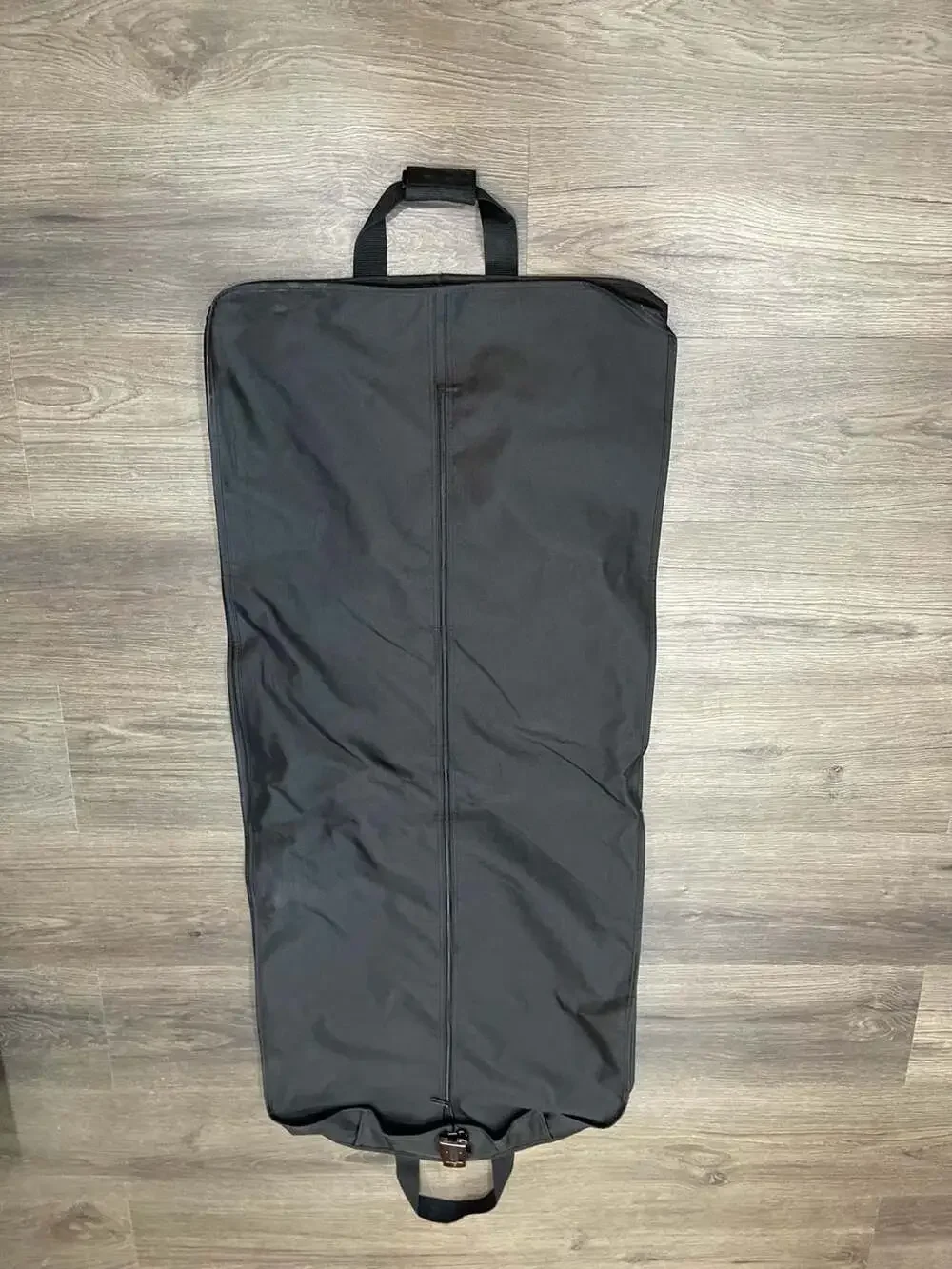 Wally Bags‎ 50” Garment Bag With Accessory Pockets Business Travel Black Tumult